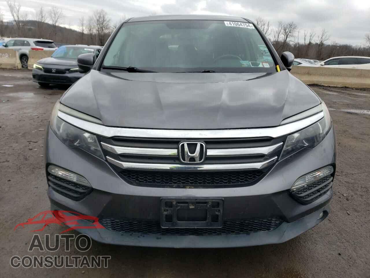 HONDA PILOT 2017 - 5FNYF6H79HB065660