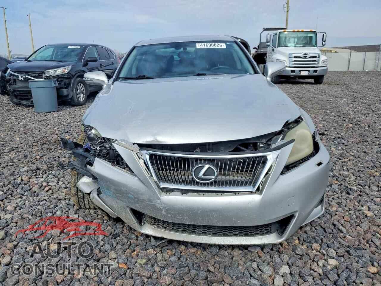 LEXUS IS 2011 - JTHCE5C2XB5001430