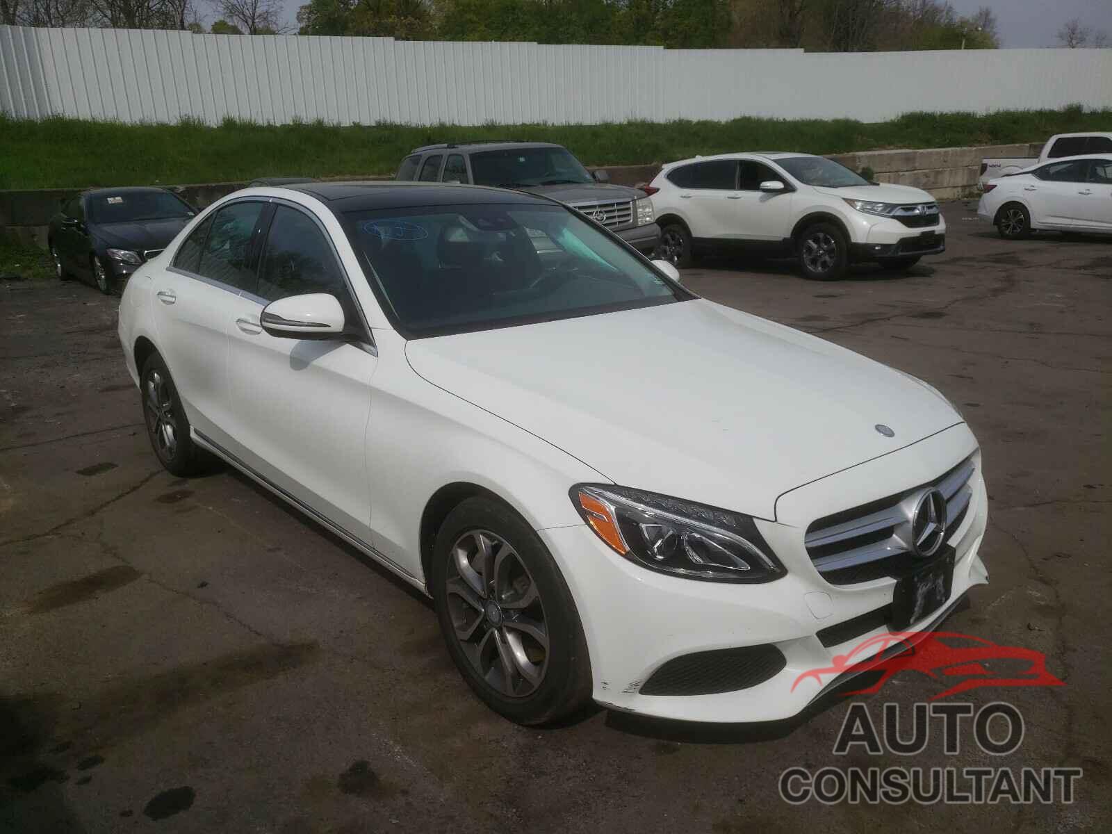 MERCEDES-BENZ C CLASS 2016 - 55SWF4KB8GU138135