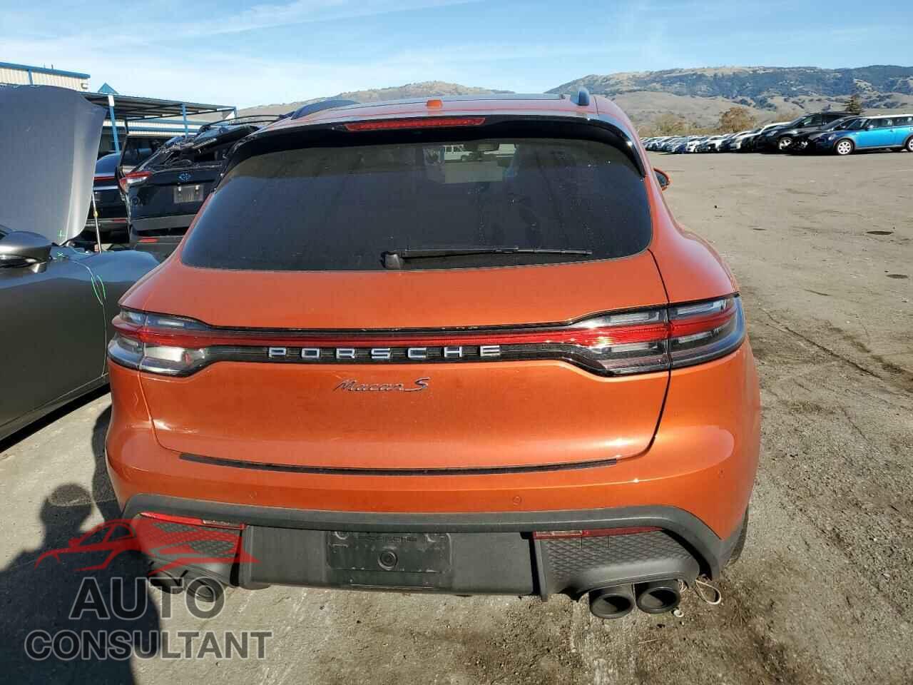 PORSCHE MACAN 2023 - WP1AG2A5XPLB40313