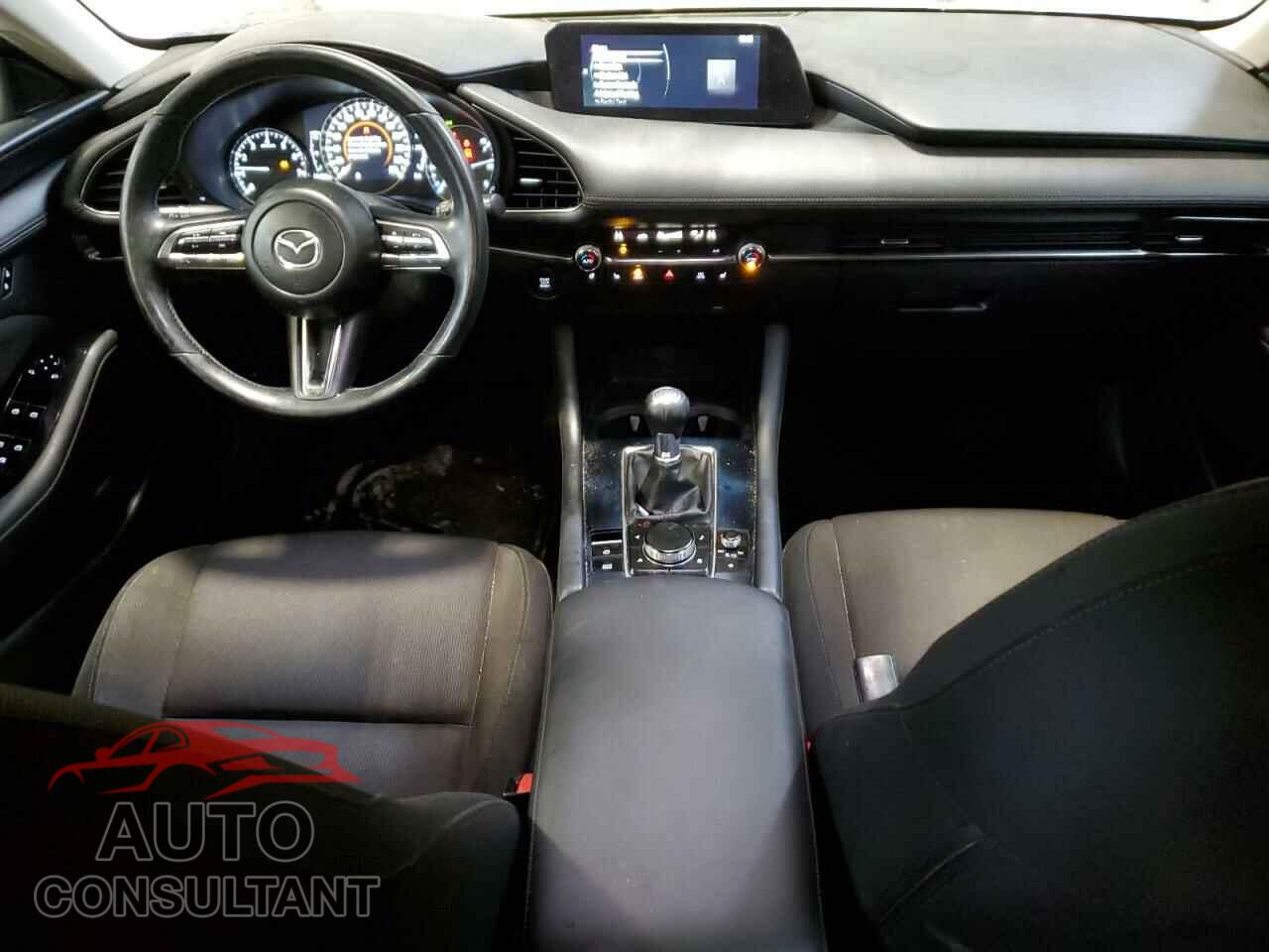 MAZDA 3 2019 - JM1BPAC73K1102635