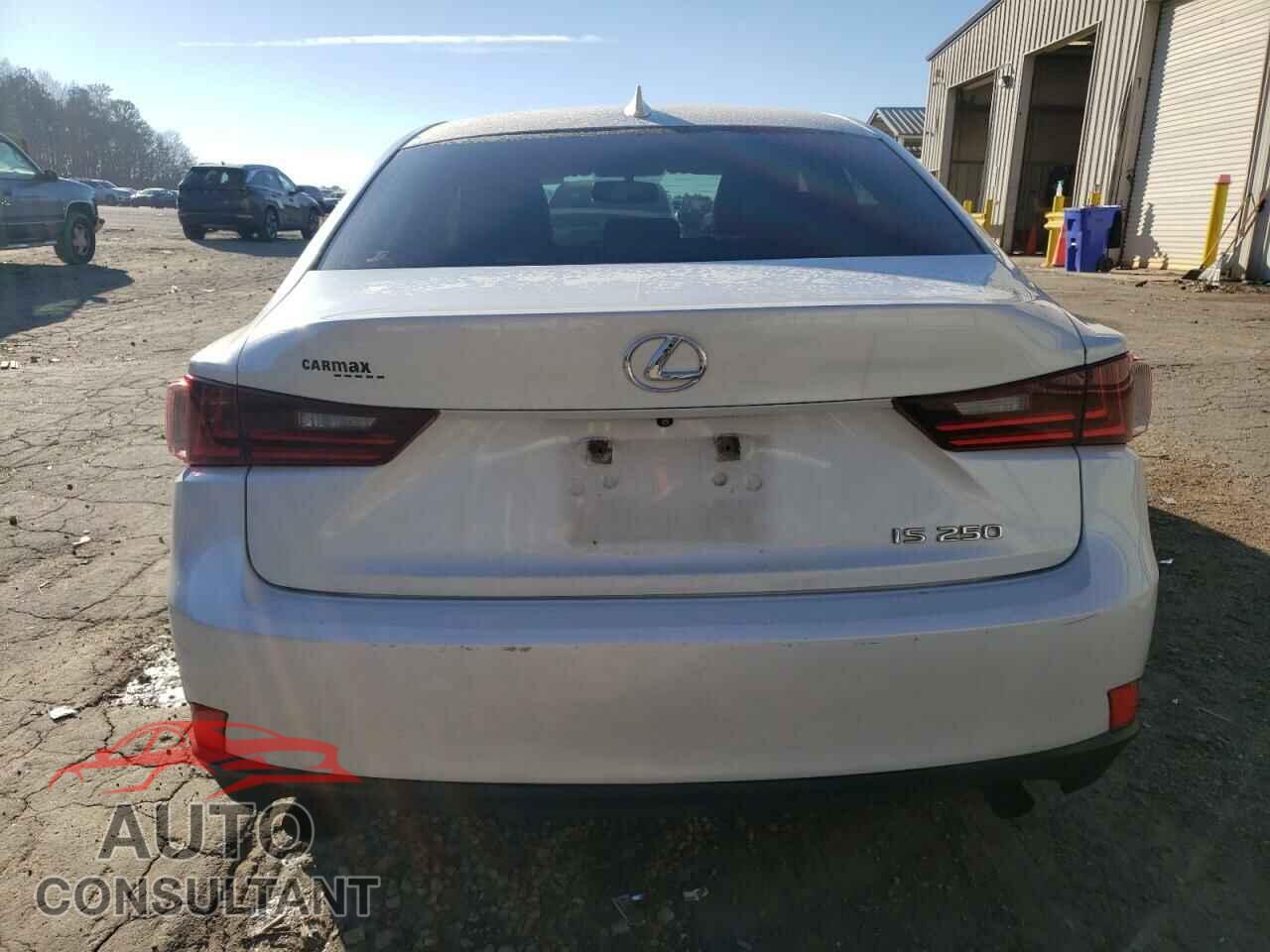 LEXUS IS 2015 - JTHBF1D21F5068648
