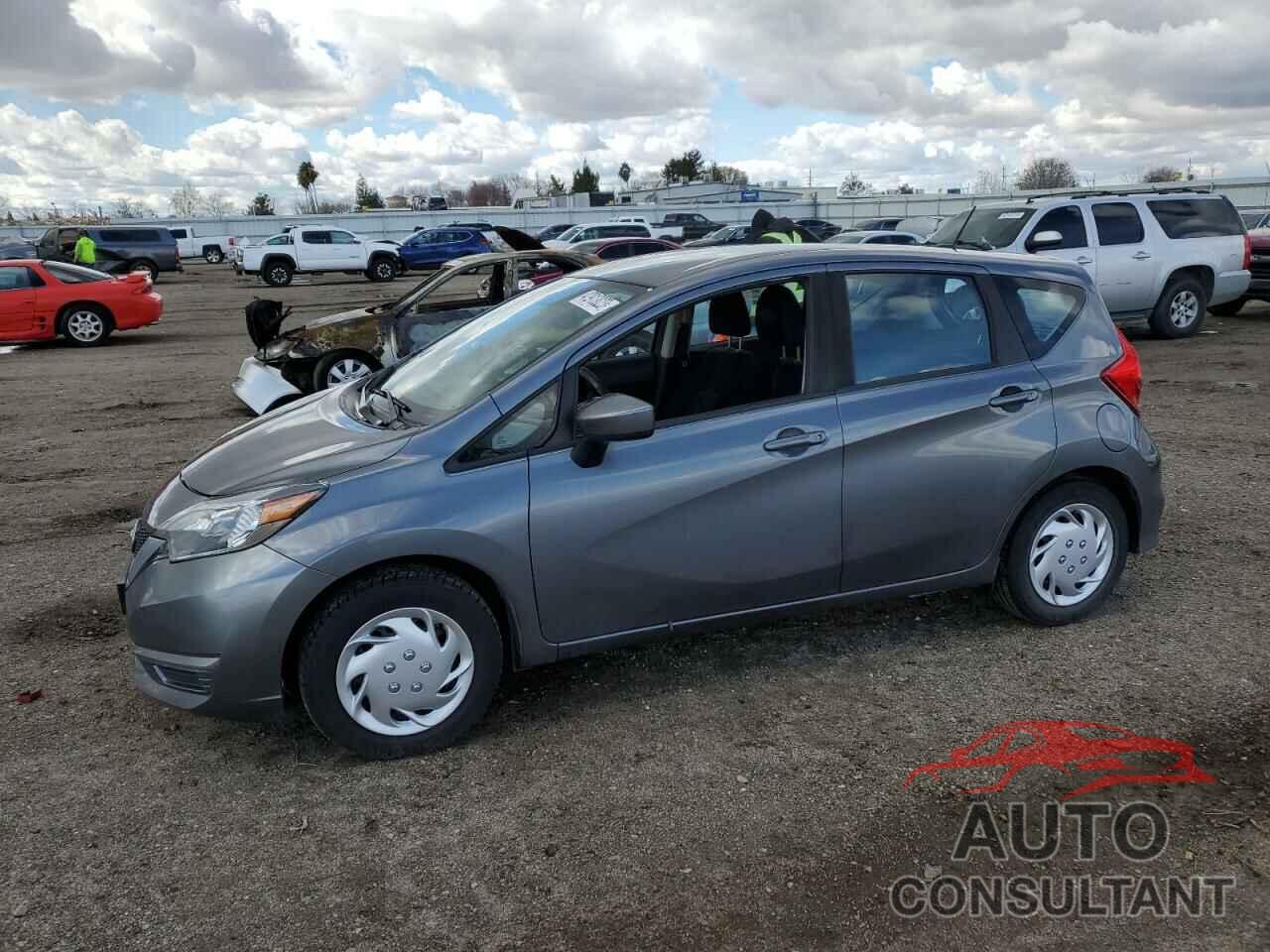 NISSAN VERSA 2018 - 3N1CE2CP3JL364231