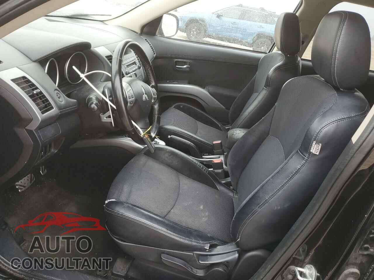 MITSUBISHI OUTLANDER 2013 - JA4JS4AX1DU011180
