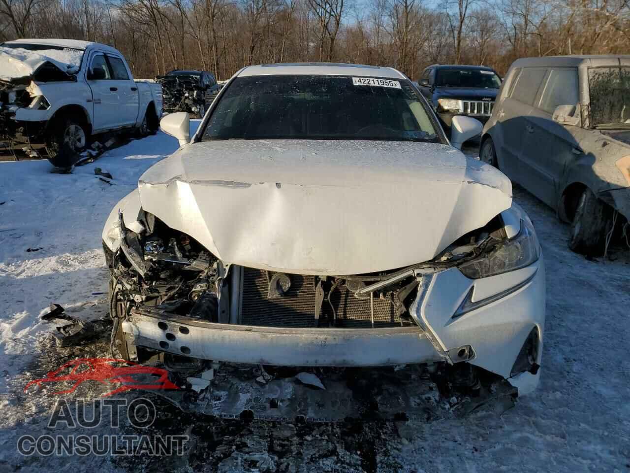 LEXUS IS 2018 - JTHC81D25J5030234