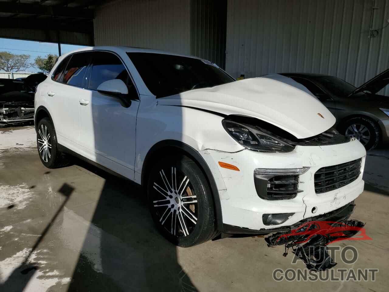 PORSCHE CAYENNE 2017 - WP1AB2A22HLA51437