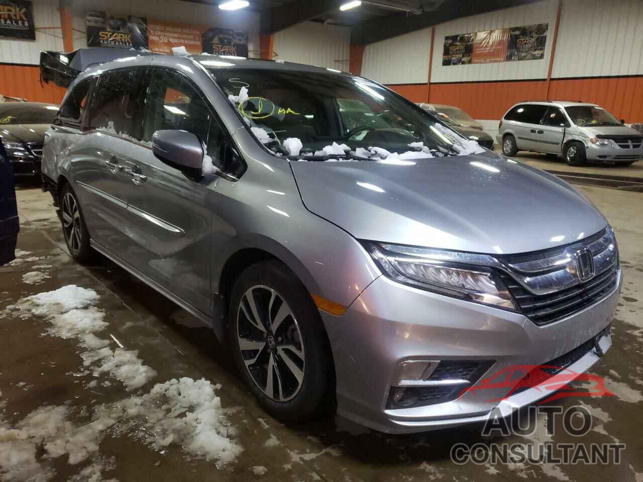 HONDA ODYSSEY 2018 - 5FNRL6H58JB505787