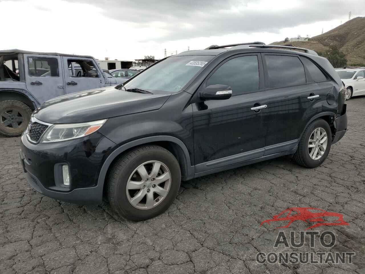 KIA SORENTO 2015 - 5XYKT4A66FG634183