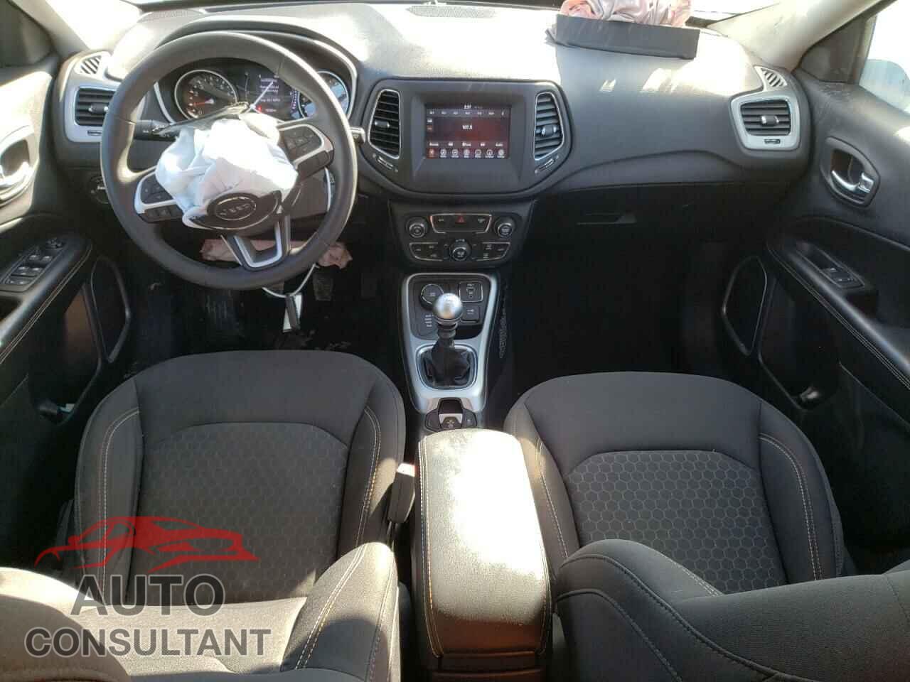 JEEP COMPASS 2019 - 3C4NJDABXKT850072