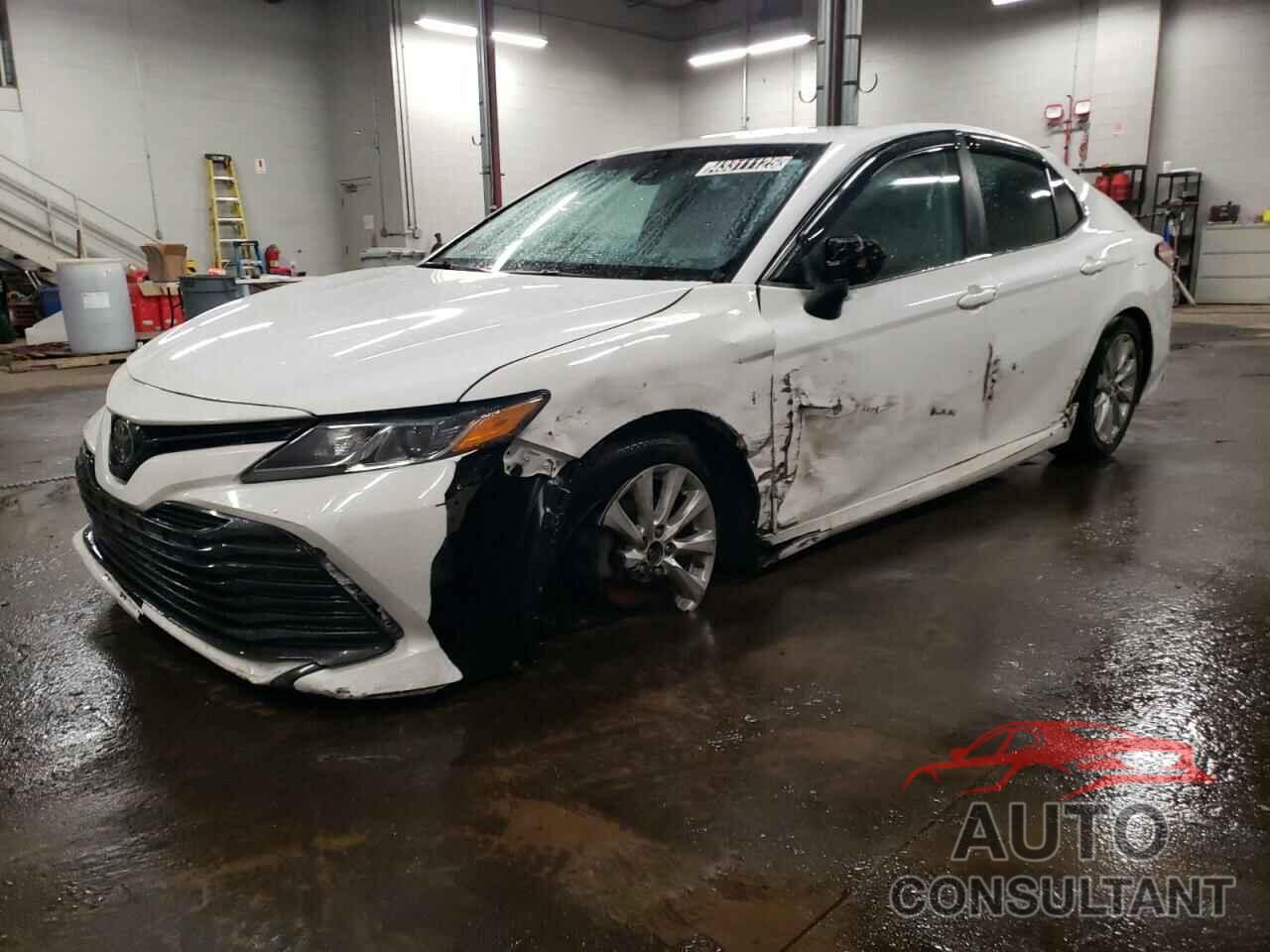 TOYOTA CAMRY 2018 - 4T1B11HK3JU543947