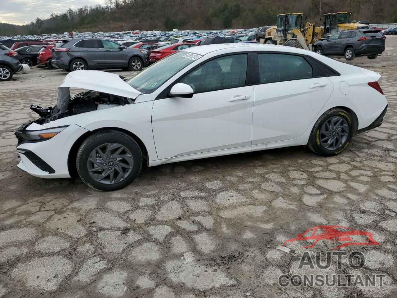 HYUNDAI ELANTRA 2024 - KMHLM4DG9RU737411
