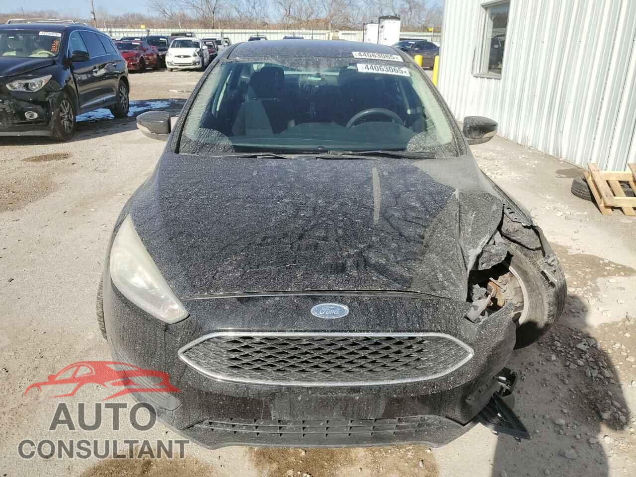 FORD FOCUS 2017 - 1FADP3F23HL244832
