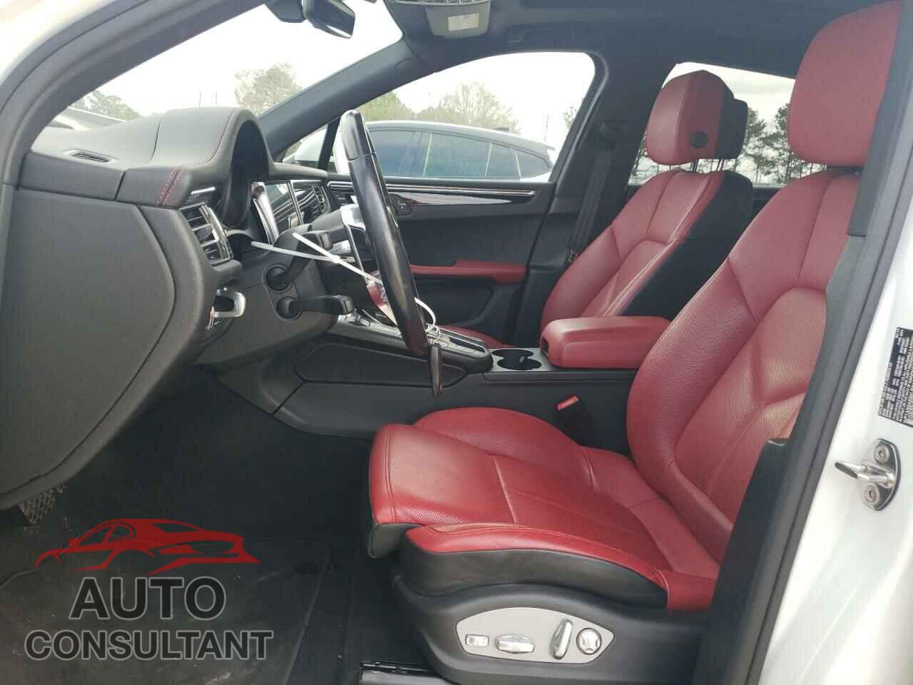 PORSCHE MACAN 2019 - WP1AB2A55KLB31543