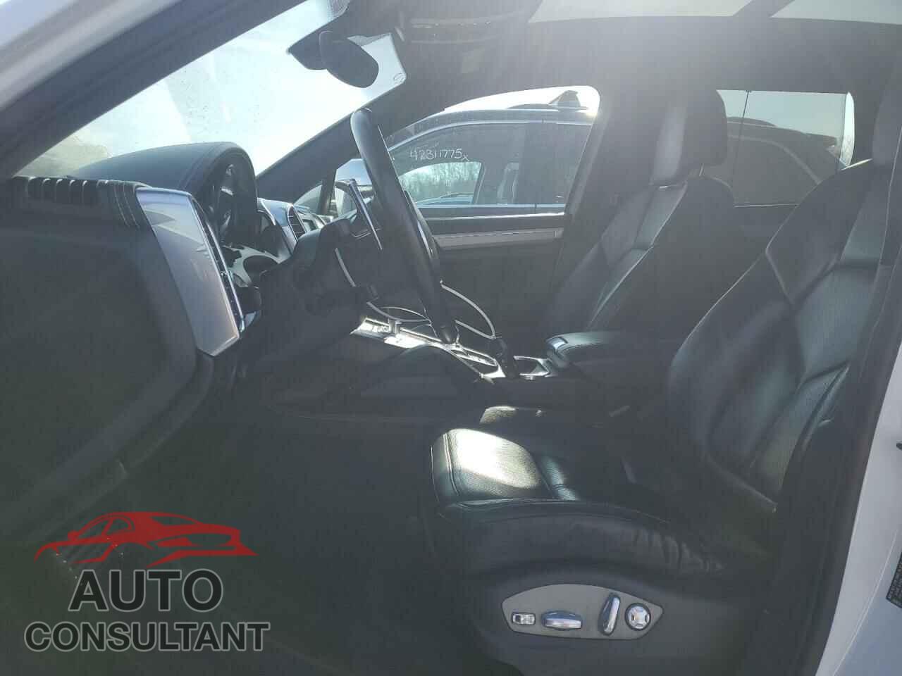 PORSCHE CAYENNE 2013 - WP1AC2A2XDLA90090