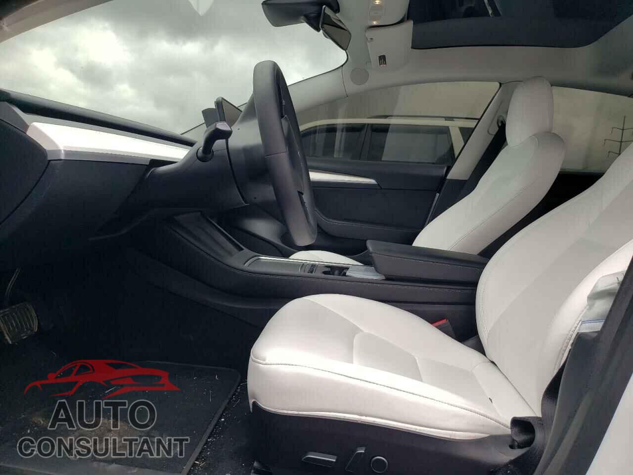 TESLA MODEL 3 2022 - 5YJ3E1EB8NF354131