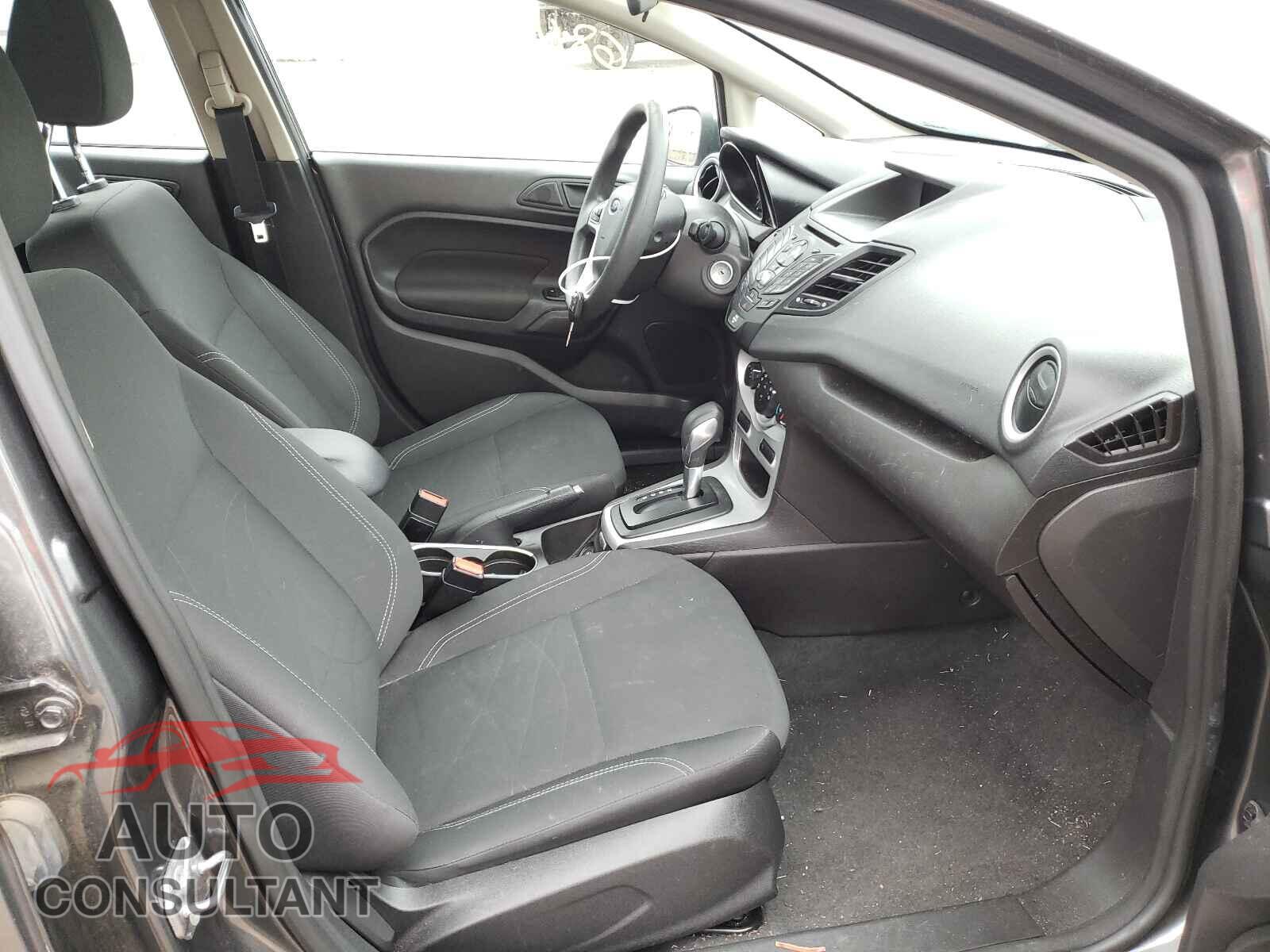 FORD FIESTA 2017 - 3FADP4EJ3HM110383