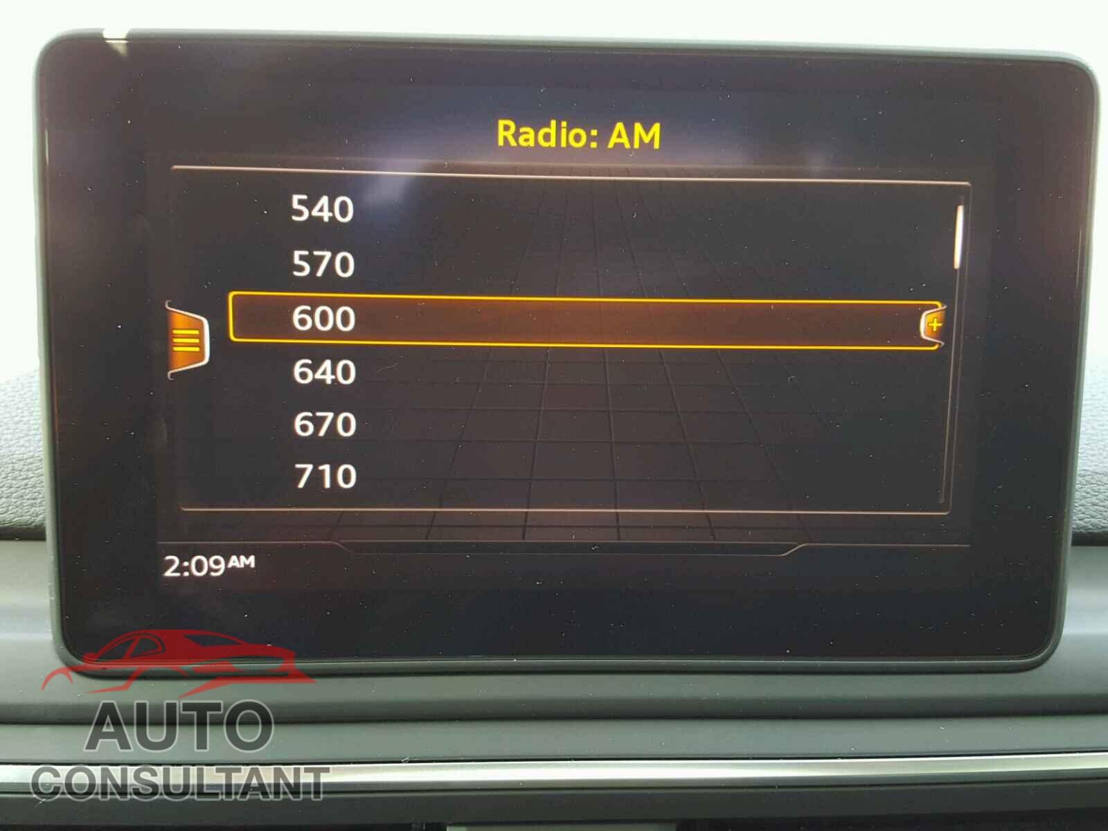 AUDI A4 2018 - WAULMAF46JA004208