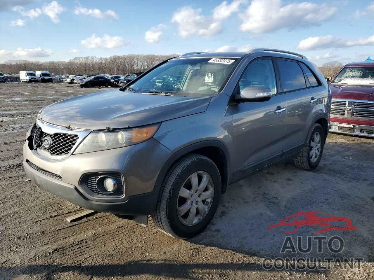 KIA SORENTO 2011 - 5XYKT3A1XBG185910