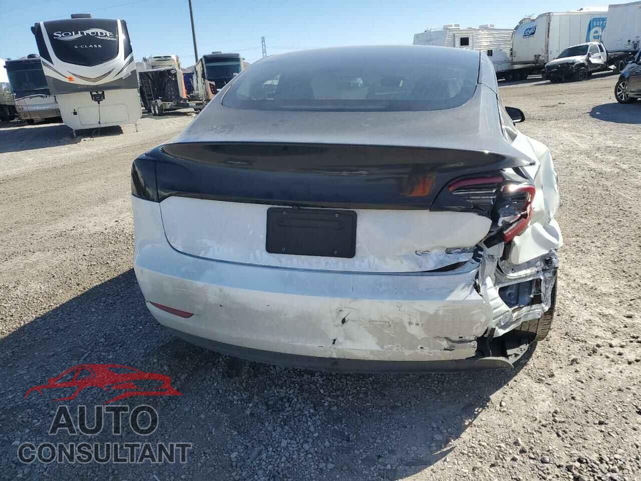 TESLA MODEL 3 2019 - 5YJ3E1EA7KF413172