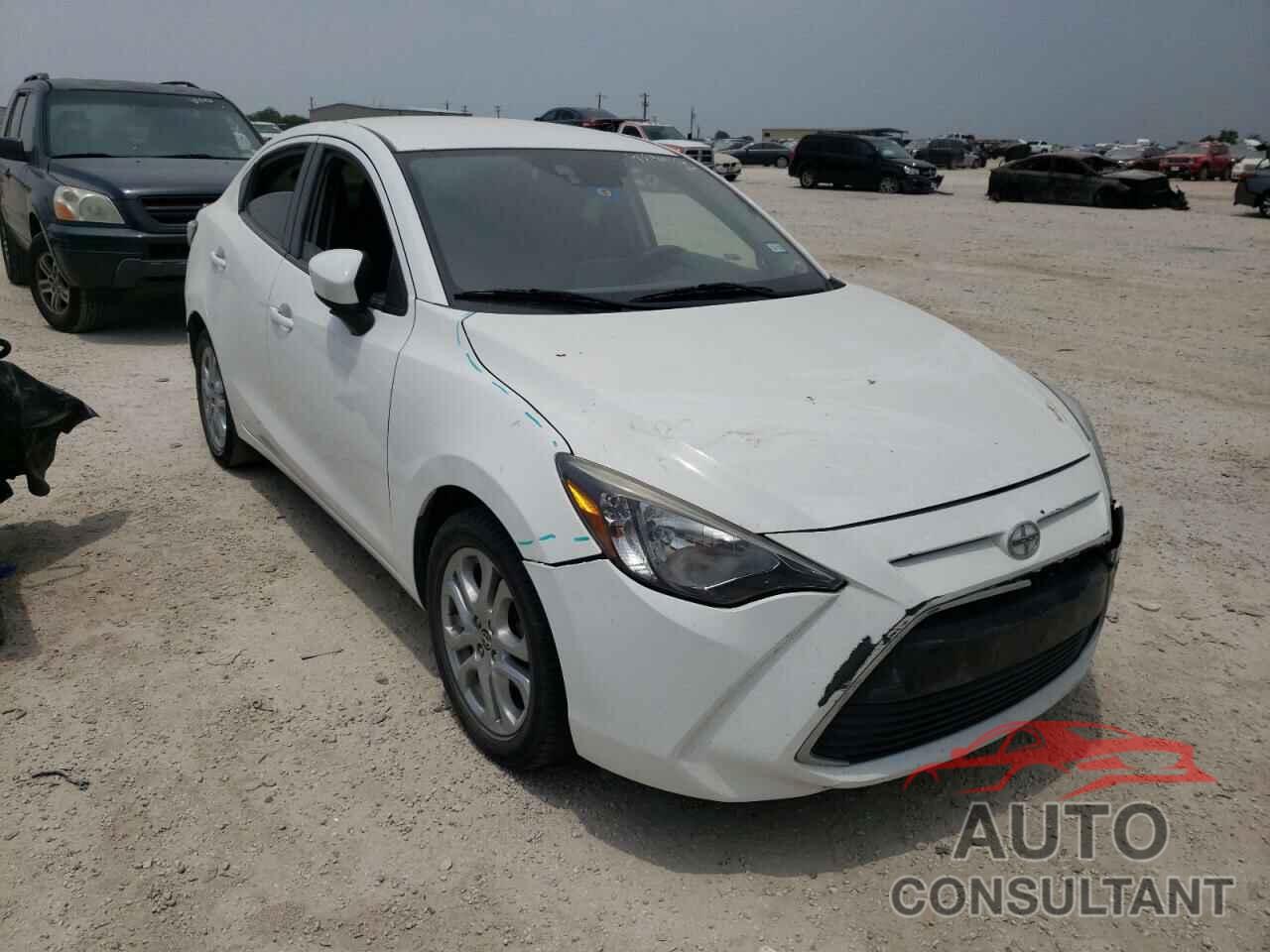 TOYOTA SCION 2016 - 3MYDLBZV4GY116404