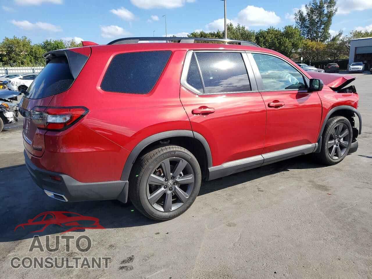 HONDA PILOT 2025 - 5FNYG2H33SB028811