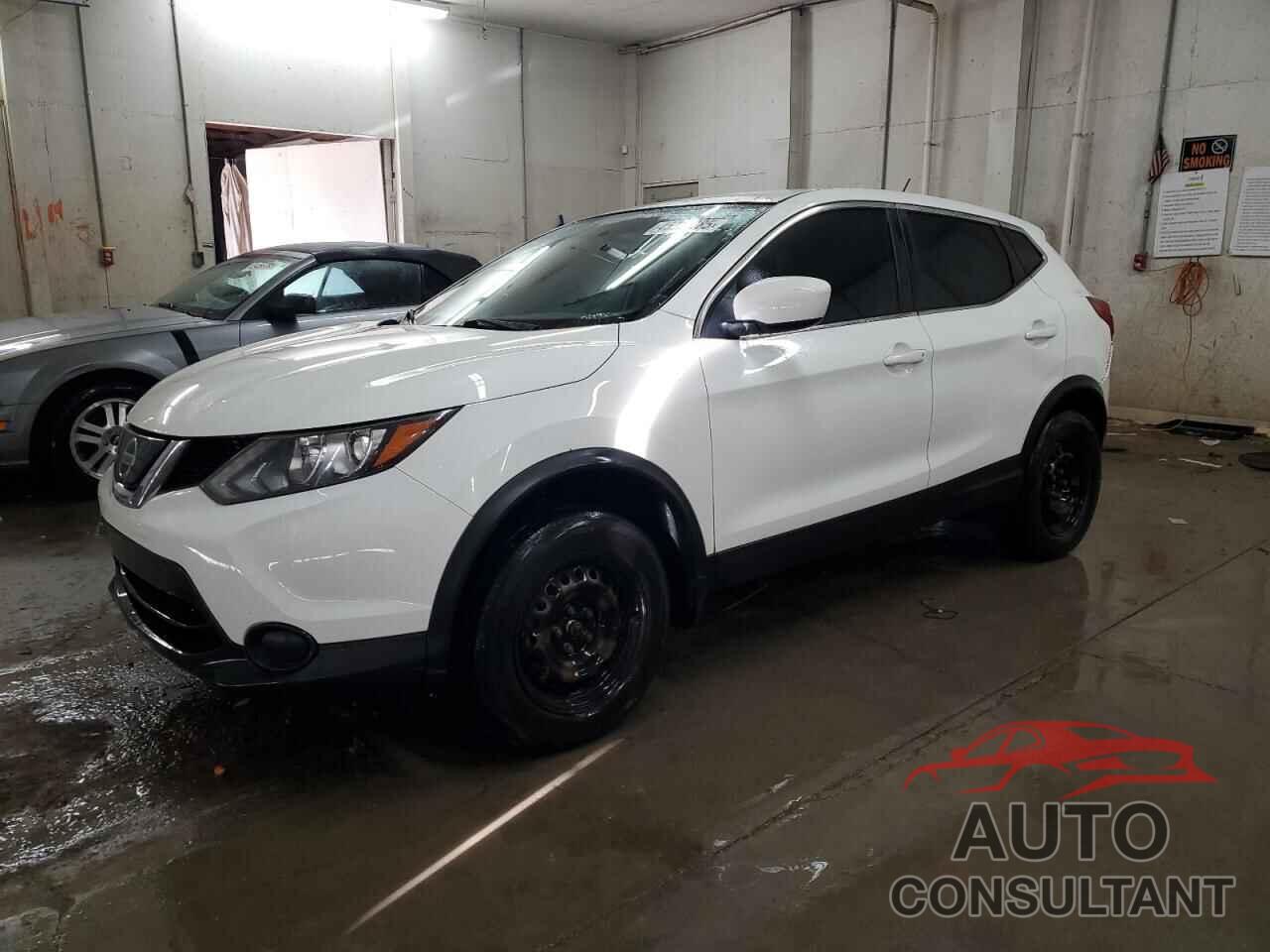 NISSAN ROGUE 2019 - JN1BJ1CP8KW243904
