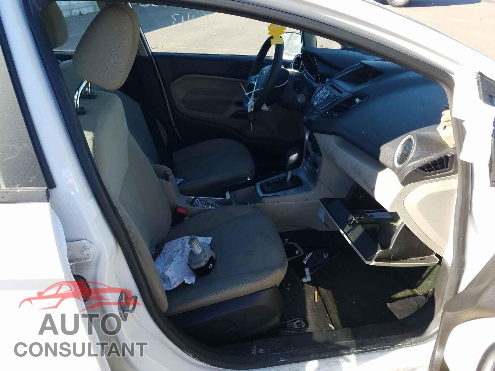 FORD FIESTA 2018 - 3FADP4EJ4JM132883