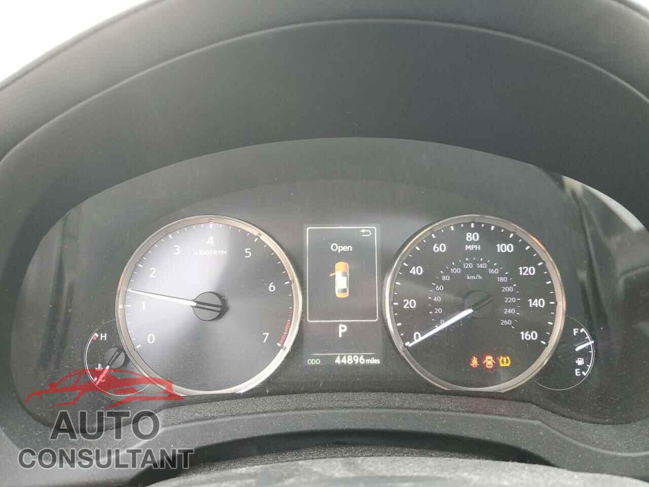 LEXUS IS 2017 - JTHCM1D21H5018586