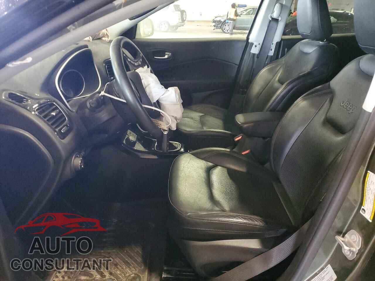 JEEP COMPASS 2017 - 3C4NJDCB2HT642063