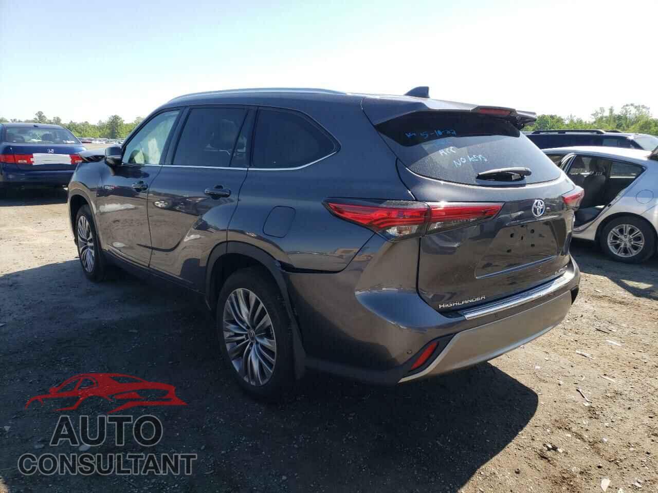 TOYOTA HIGHLANDER 2021 - 5TDEBRCH5MS061790