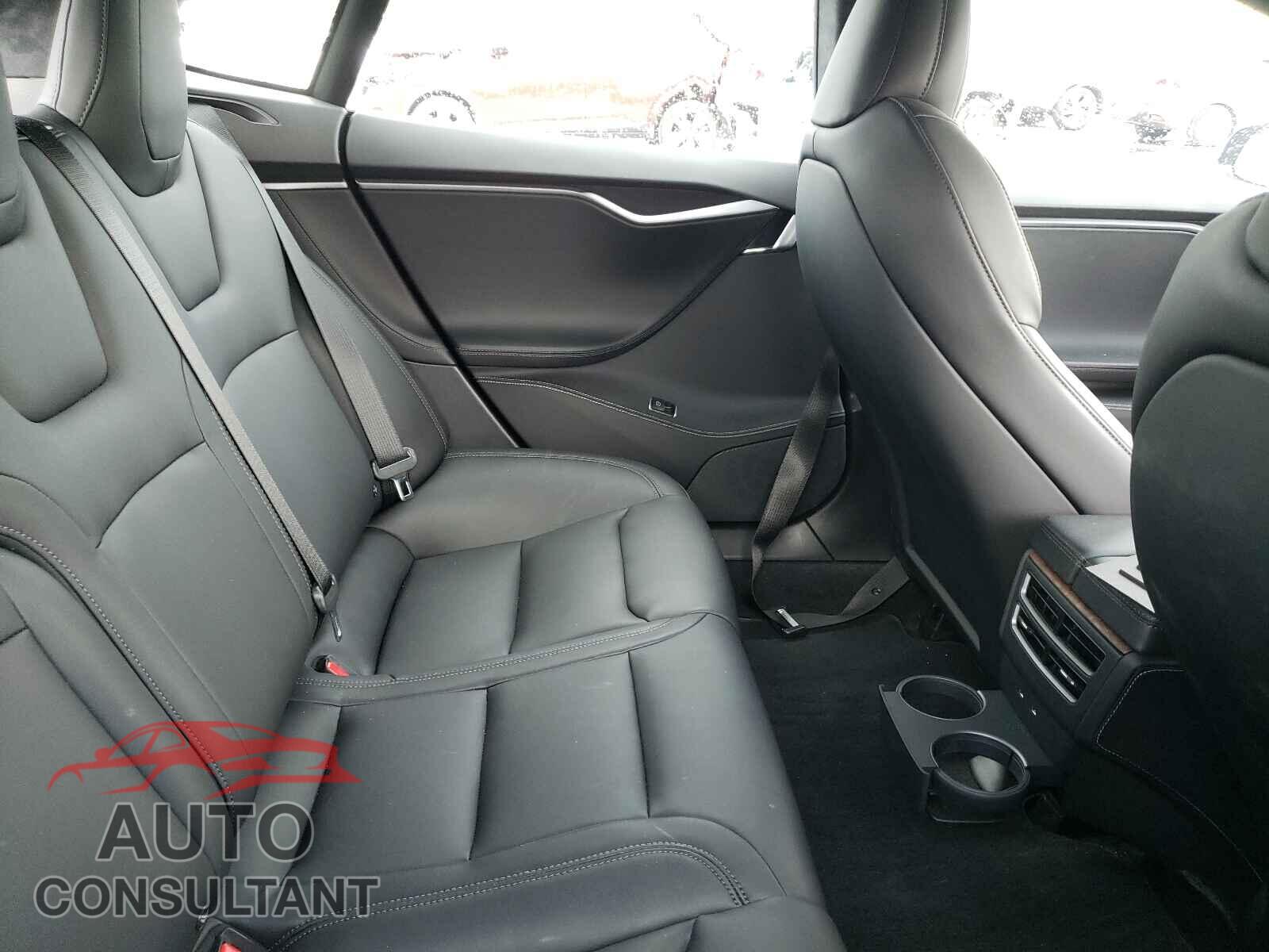 TESLA MODEL S 2020 - 5YJSA1E26LF363267