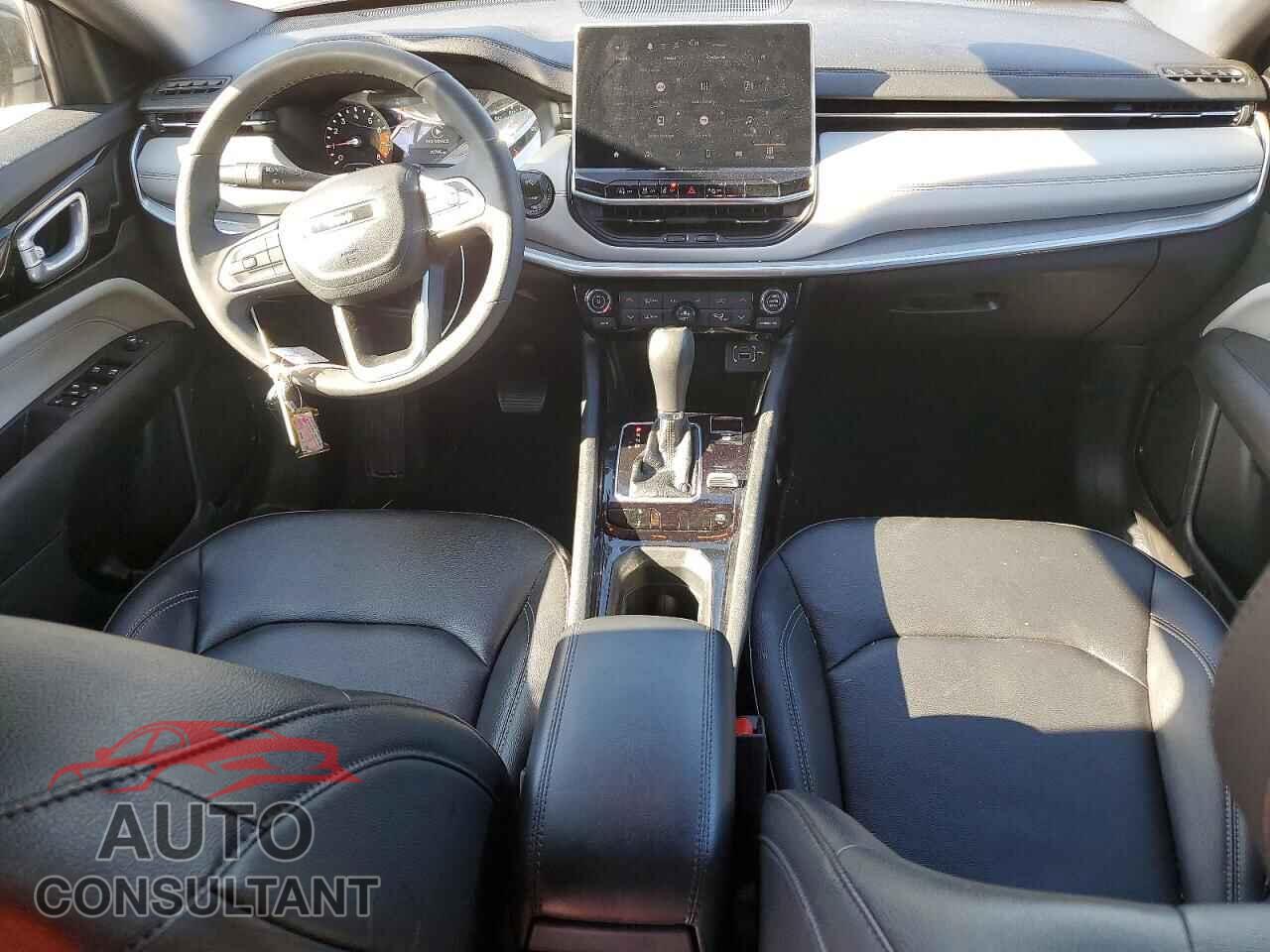 JEEP COMPASS 2025 - 3C4NJDCN3ST511516