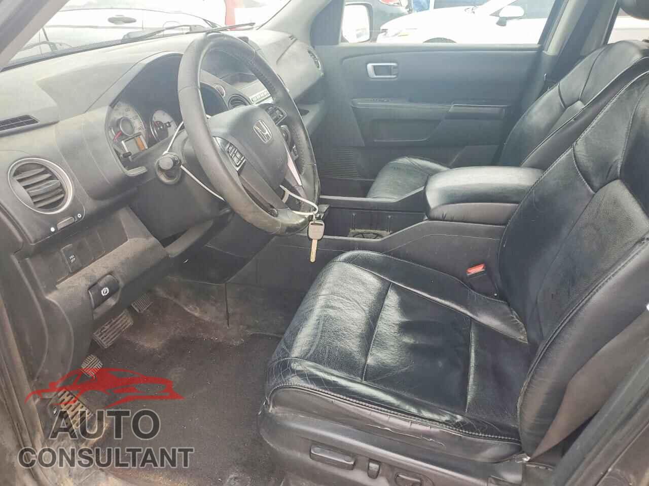 HONDA PILOT 2011 - 5FNYF4H51BB027043