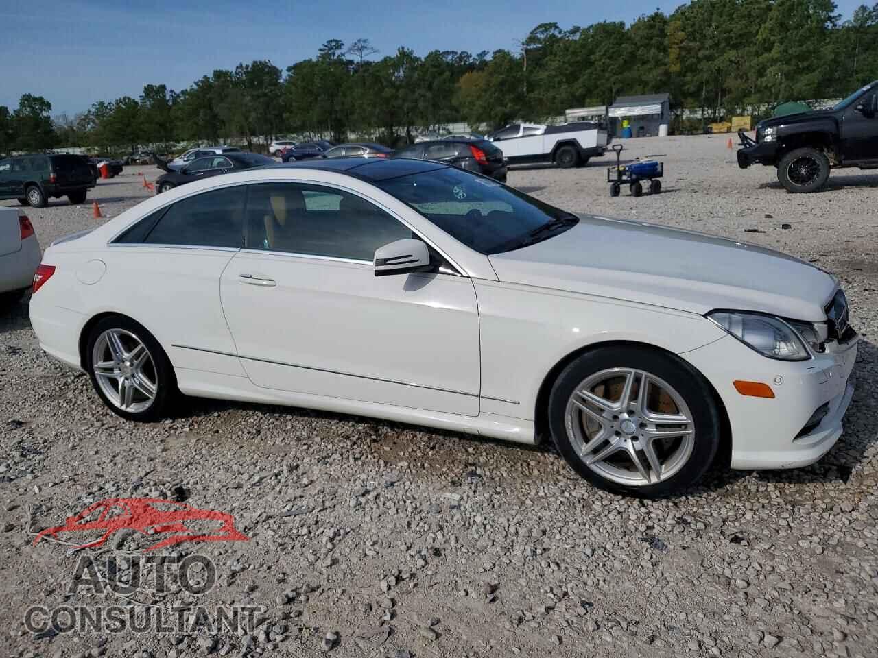 MERCEDES-BENZ E-CLASS 2013 - WDDKJ7DB9DF212530