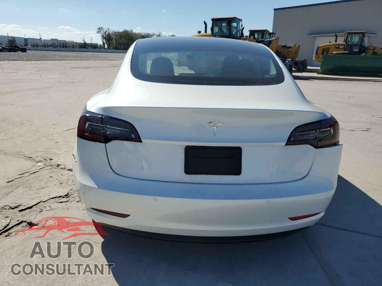 TESLA MODEL 3 2021 - 5YJ3E1EA4MF014660
