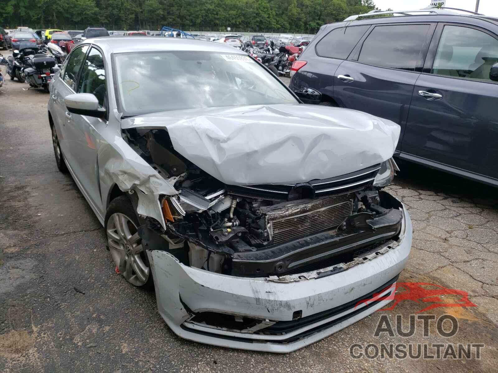 VOLKSWAGEN JETTA 2017 - 3VW2B7AJXHM359770