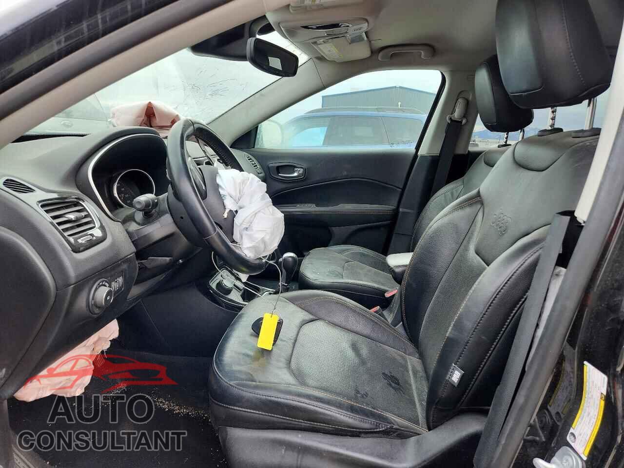 JEEP COMPASS 2021 - 3C4NJDCB2MT590086