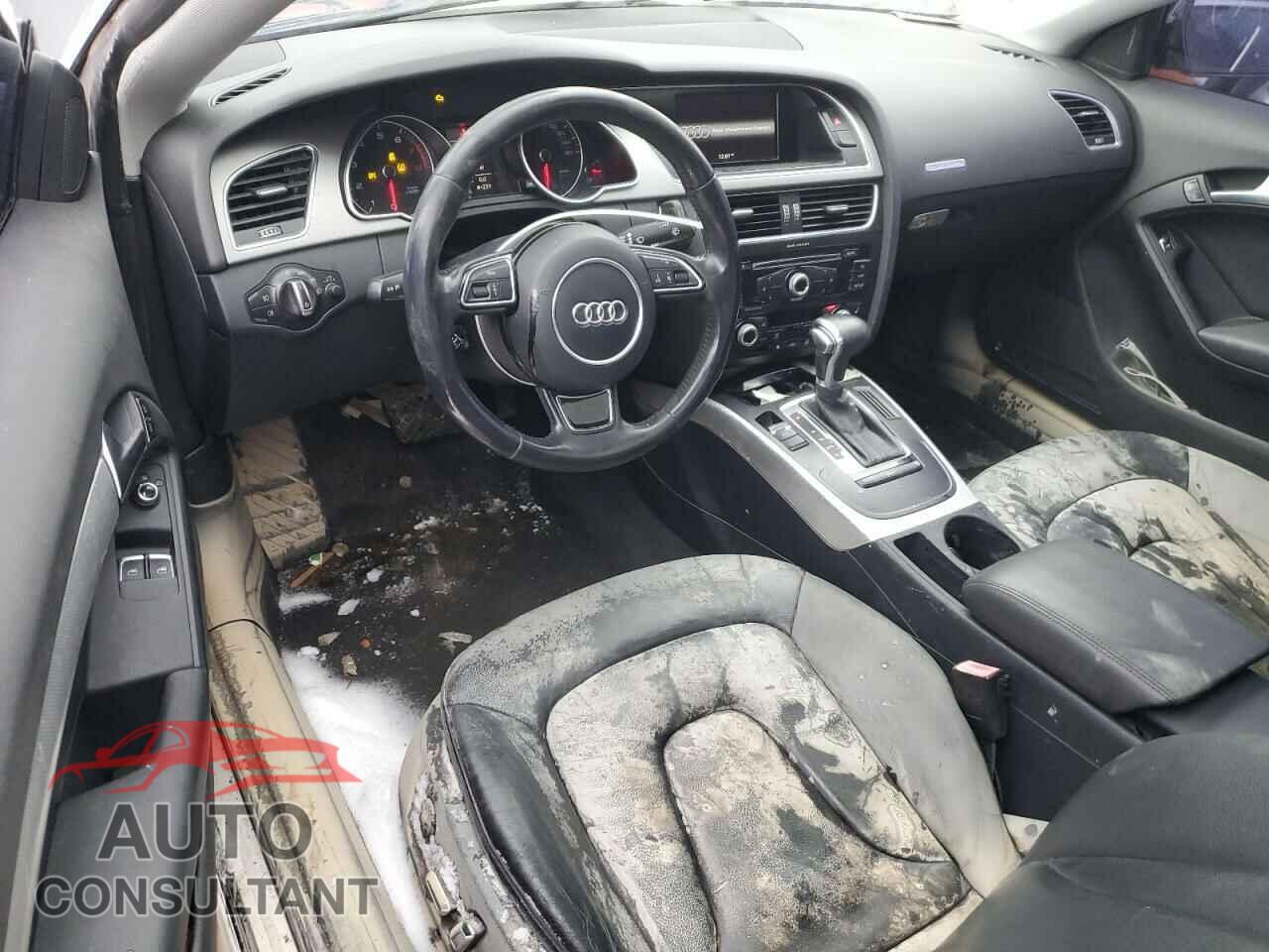 AUDI A5 2013 - WAUCFAFR9DA046916