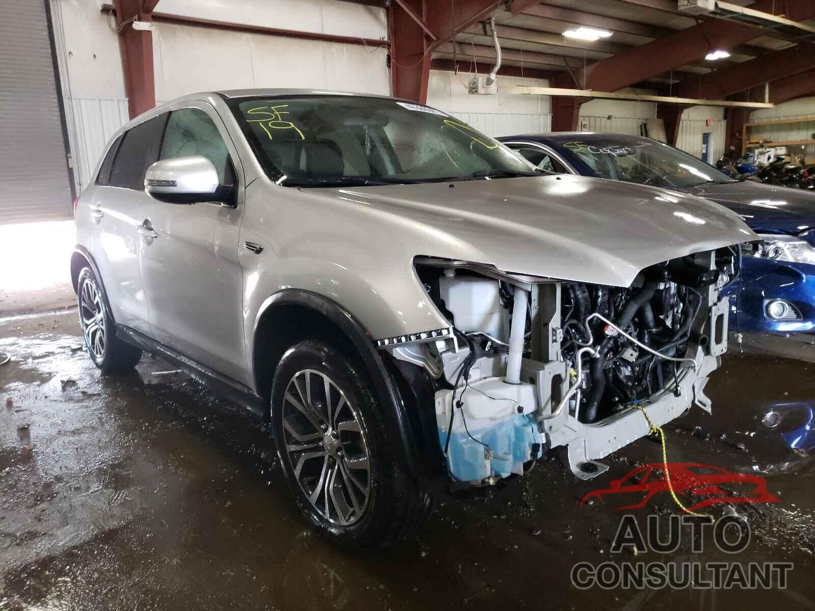 MITSUBISHI OUTLANDER 2019 - JA4AR3AU3KU006250