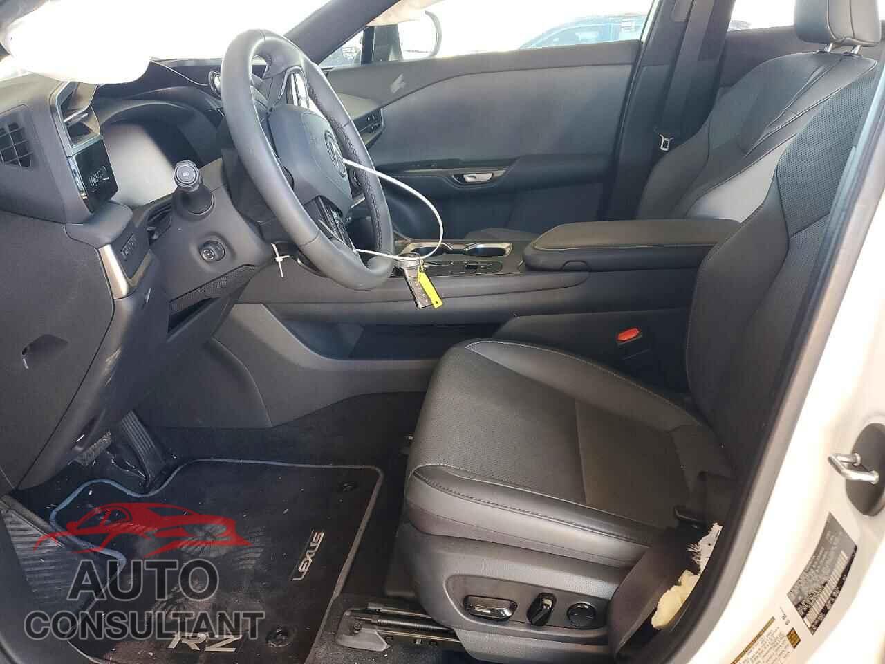 LEXUS UNKNOWN 2024 - JTJABABB2RA000914