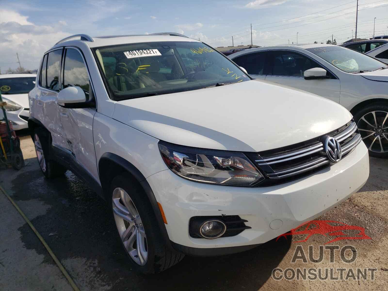 VOLKSWAGEN TIGUAN 2016 - WVGAV7AX3GW610990