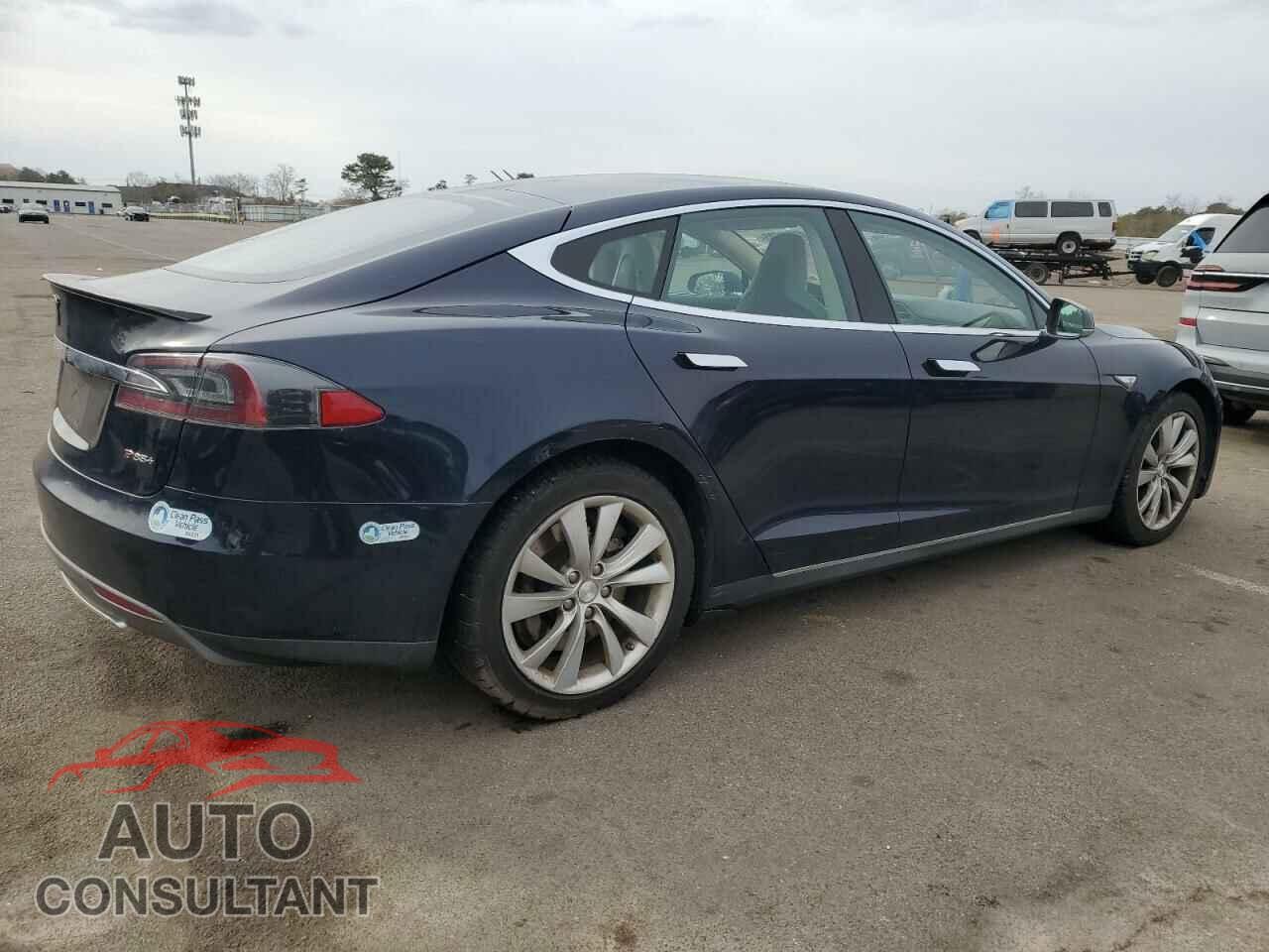 TESLA MODEL S 2013 - 5YJSA1DN3DFP13791