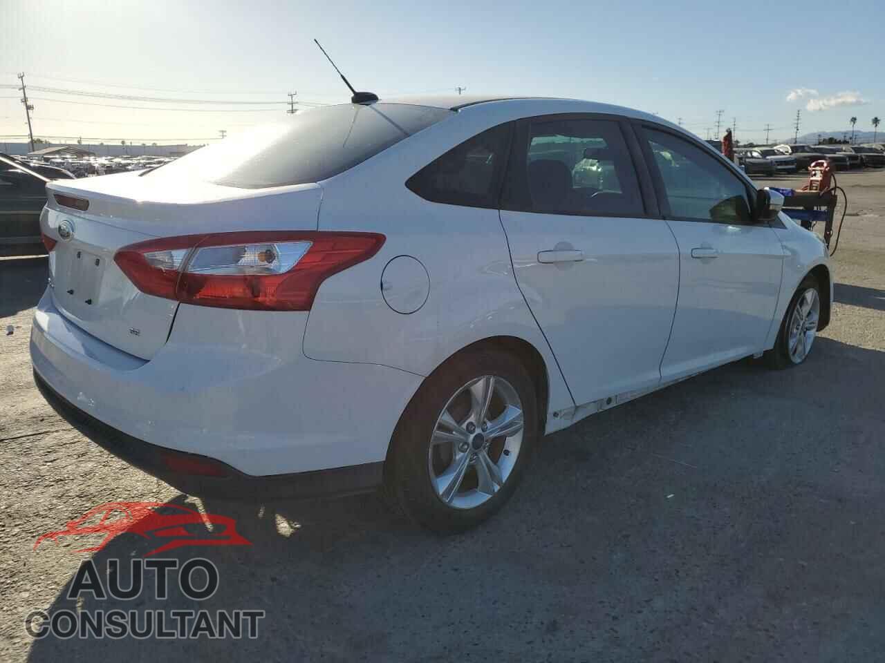 FORD FOCUS 2014 - 1FADP3F2XEL363344
