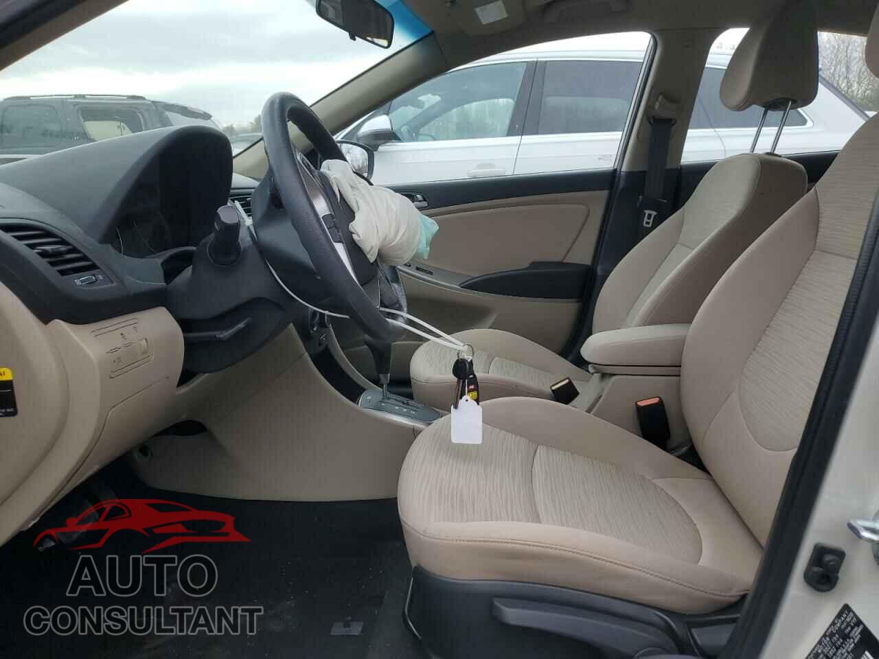 HYUNDAI ACCENT 2015 - KMHCT4AE2FU929481