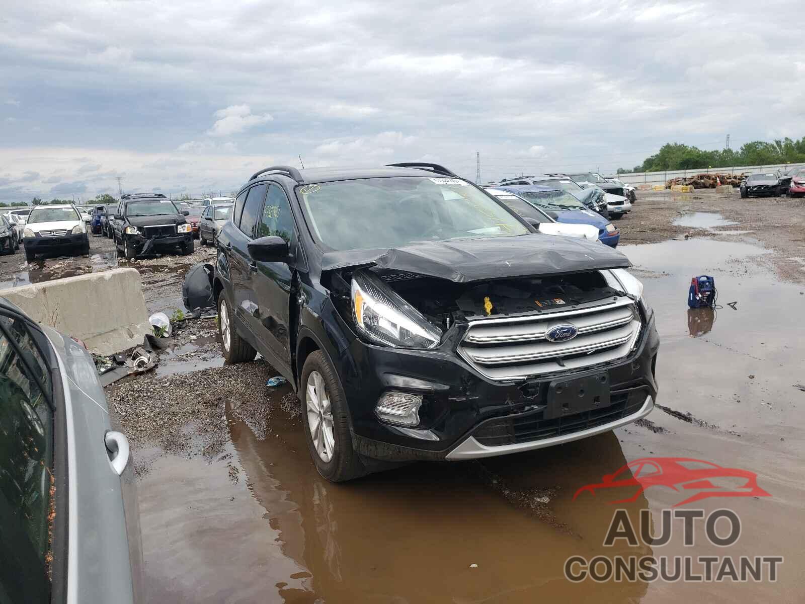 FORD ESCAPE 2018 - 1FMCU0GD3JUA40136