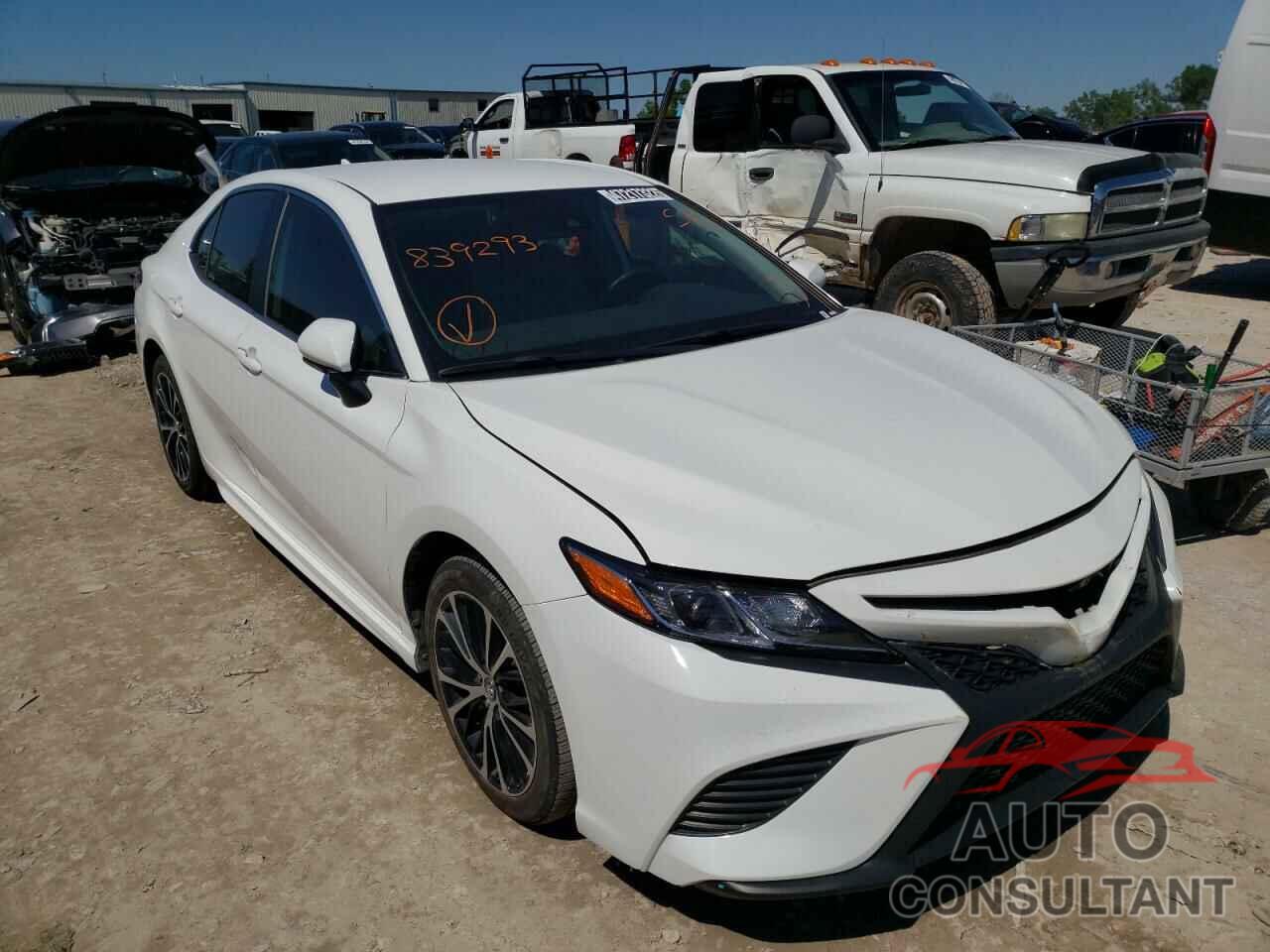 TOYOTA CAMRY 2019 - 4T1B11HK3KU839293