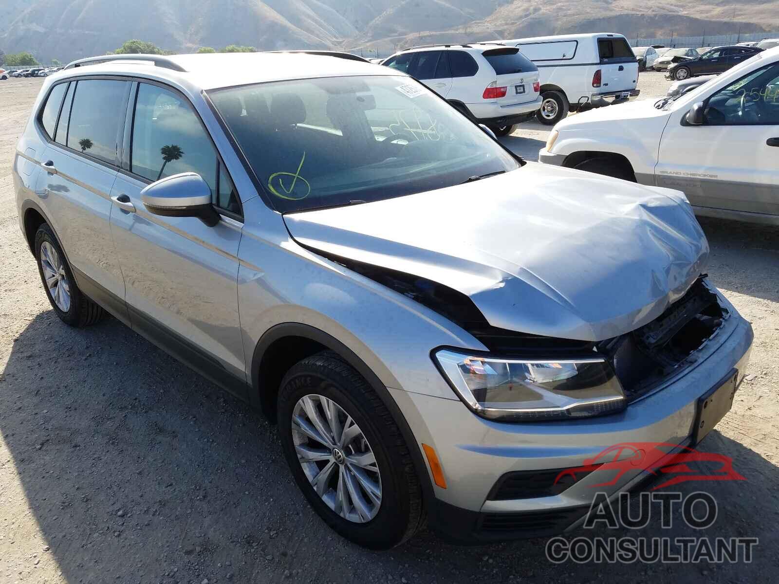 VOLKSWAGEN TIGUAN 2020 - 3VV1B7AX3LM139321