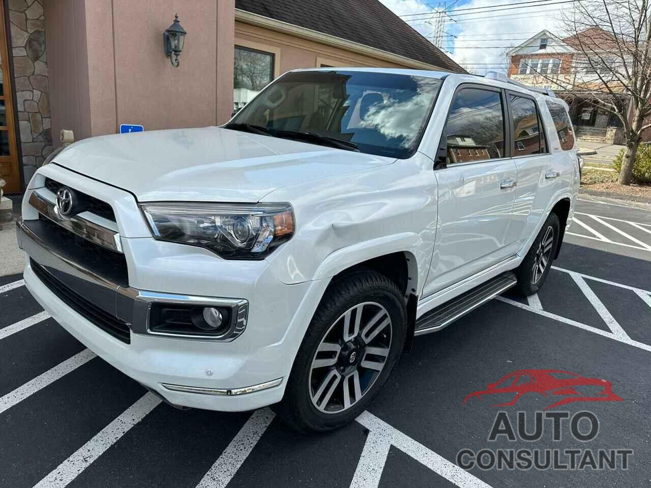 TOYOTA 4RUNNER 2019 - JTEBU5JRXK5629399