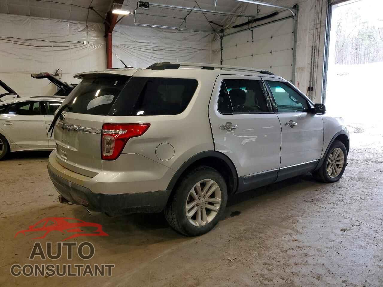 FORD EXPLORER 2013 - 1FM5K8D8XDGB43867
