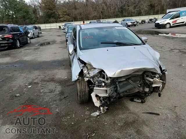 FORD FOCUS 2013 - 1FADP3F26DL196625
